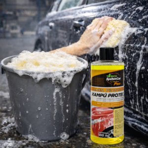 Champú protector para mantenimiento de pintura de vehículos - modo de empleo