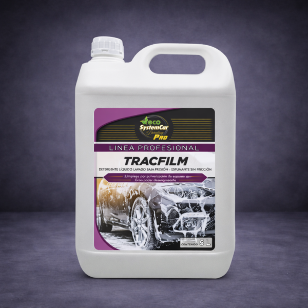 Detergente concentrado de baja presión para limpieza de vehículos industriales
